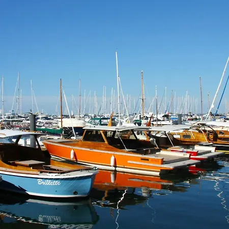 別荘 Maison Familiale A : 3 Chambres, Jardin Sous Les Pins, Wifi Fibre, Proche Et Centre - Fr-1-420-145 *