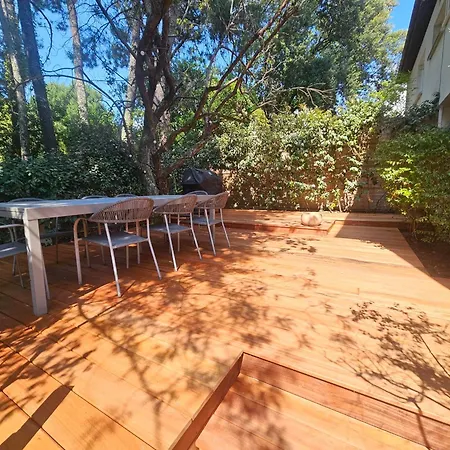 Maison Familiale A : 3 Chambres, Jardin Sous Les Pins, Wifi Fibre, Proche Et Centre - Fr-1-420-145